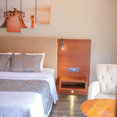 Centre Bed & Breakfast 2*