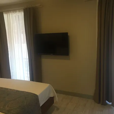 B&B Centre 4*