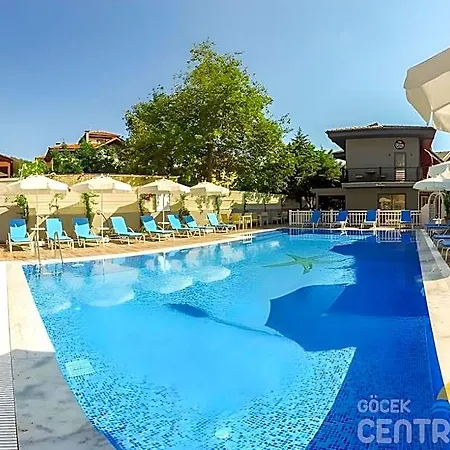 Centre 4*