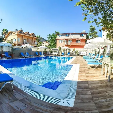 Bed & Breakfast Centre 2*