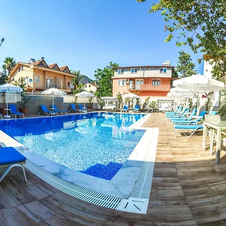B&B Centre 4*