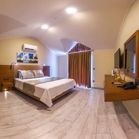 Centre Bed & Breakfast 2*